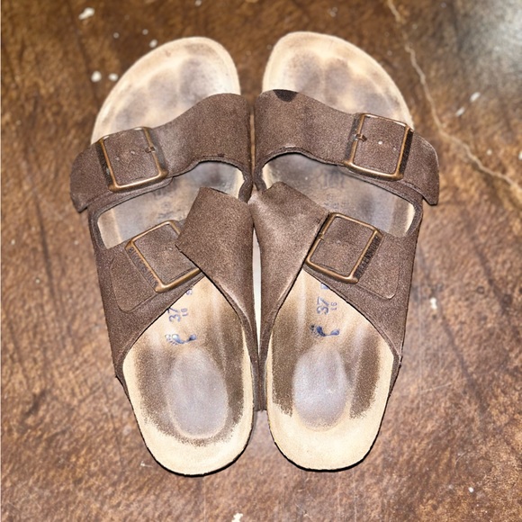 Birkenstock Shoes Well Worn Womens Birkenstock Sandals Size 37 75 8